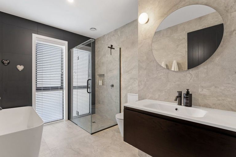 Photo of property in 8 Tiaki Lane, Matakana, 0985