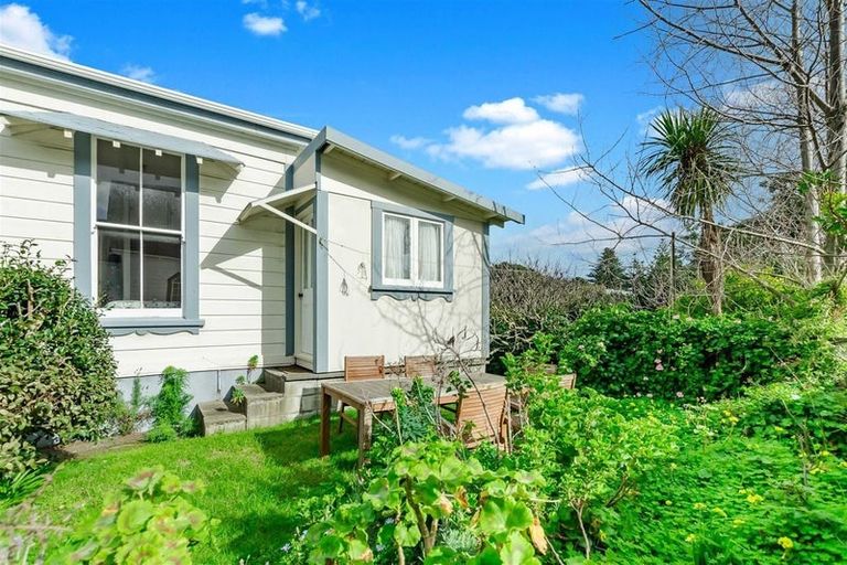 Photo of property in 17 Beach Road, Paekakariki, 5034