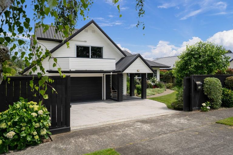 Photo of property in 71 Carlyle Street, Leamington, Cambridge, 3432