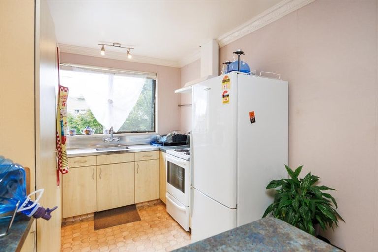 Photo of property in 12a Signal Street, Marton, 4710