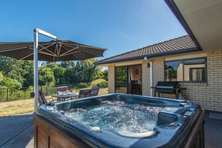 Photo of property in 94 Awaiti Place, Hairini, Tauranga, 3112