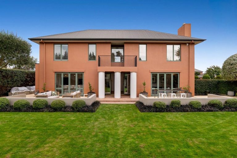 Photo of property in 16 Ridgewood Place, Shirley, Christchurch, 8061