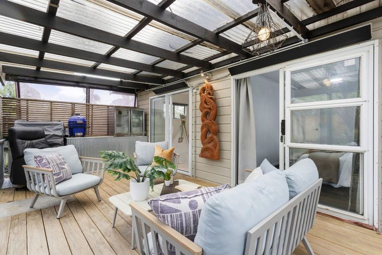 Photo of property in 26 Brunner Road, Glen Eden, Auckland, 0602