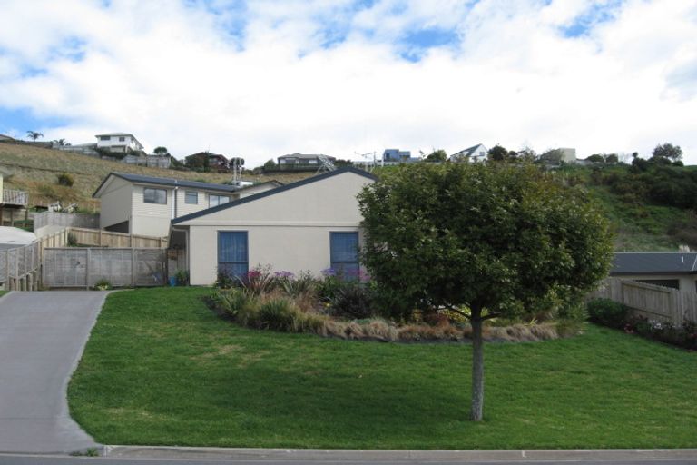 Photo of property in 21 Bateleur Close, Welcome Bay, Tauranga, 3112