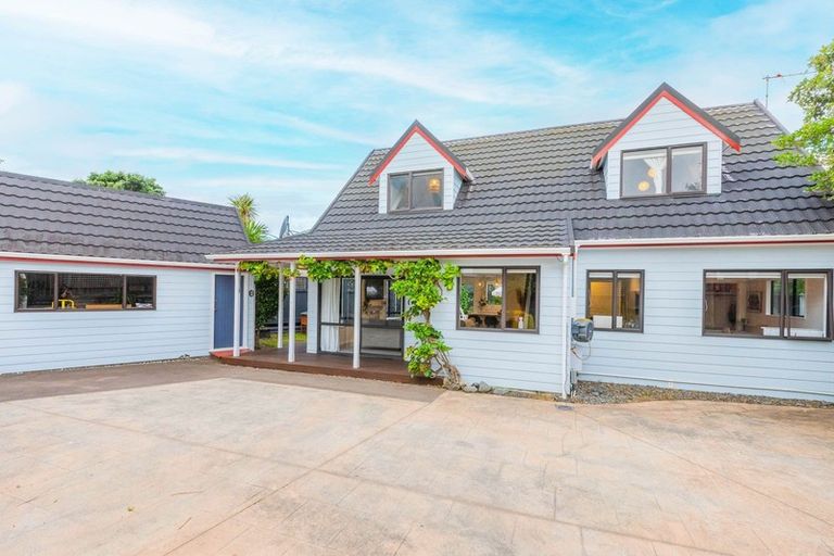 Photo of property in 104a Manly Street, Paraparaumu Beach, Paraparaumu, 5032