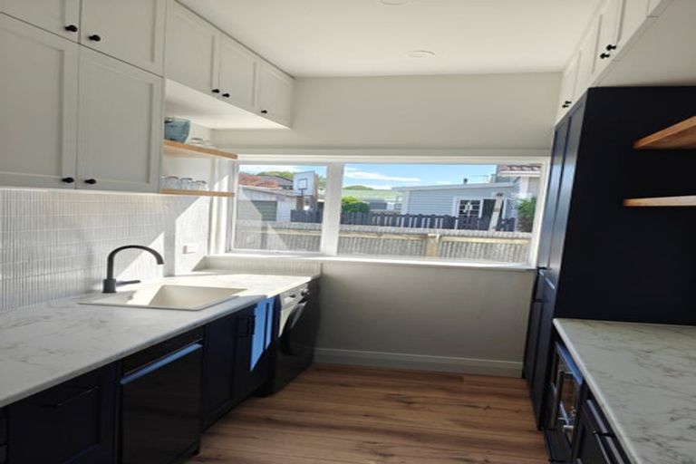 Photo of property in 1/40 Frankleigh Street, Somerfield, Christchurch, 8024