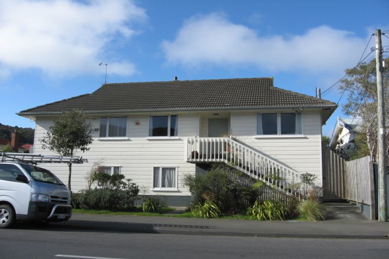 Photo of property in 30 Parkvale Road, Karori, Wellington, 6012