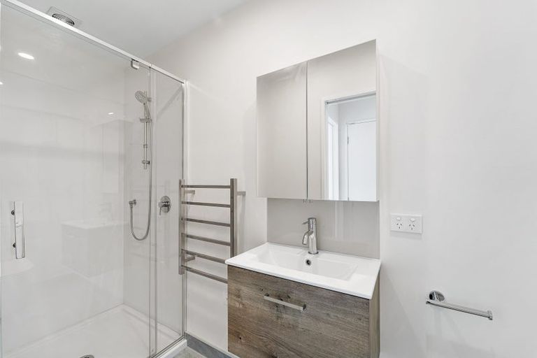 Photo of property in 41 Jabuka Street, Glen Eden, Auckland, 0602