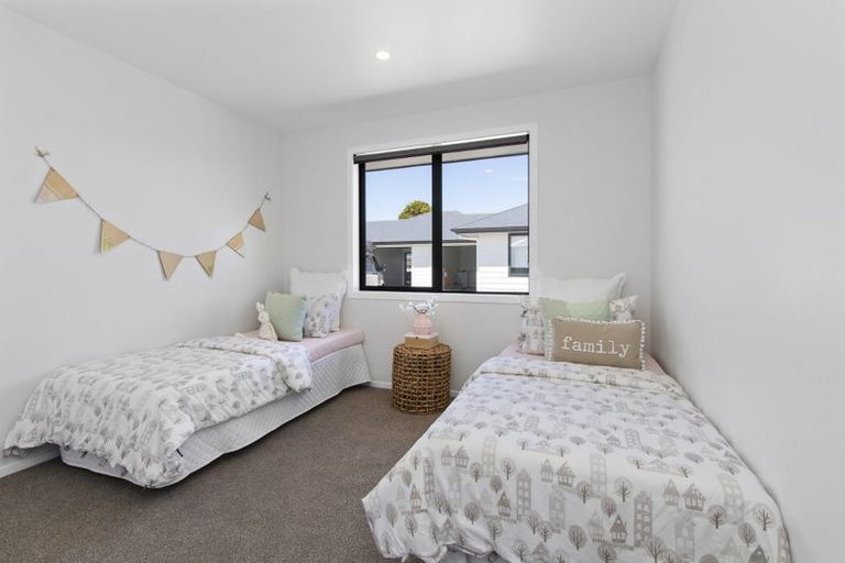 Photo of property in 2/16 Betley Crescent, Fairview Downs, Hamilton, 3214