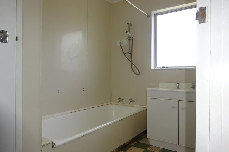 Photo of property in 3a Raleigh Place, Flaxmere, Hastings, 4120