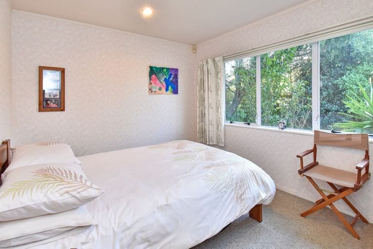 Photo of property in 2/10 Kenwick Place, Burswood, Auckland, 2013