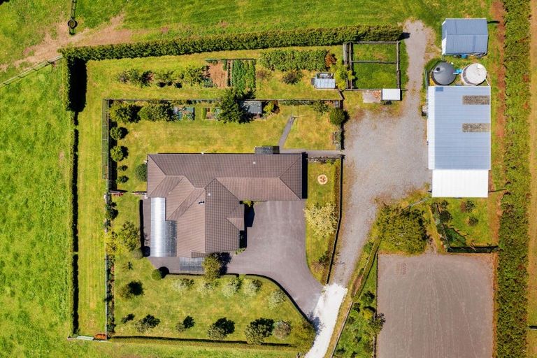 Photo of property in 325a Awai Road, Tarurutangi, New Plymouth, 4372