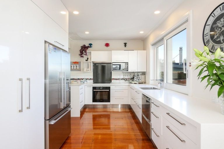 Photo of property in 710 Highgate, Maori Hill, Dunedin, 9010