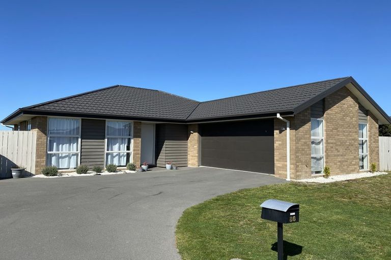 Photo of property in 86 Shillingford Boulevard, Rolleston, 7615