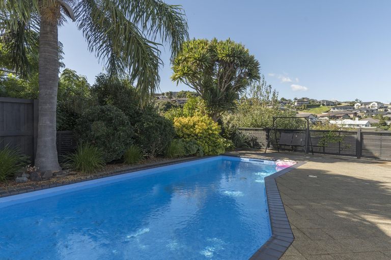 Photo of property in 37 Saint Andrews Drive, Bethlehem, Tauranga, 3110