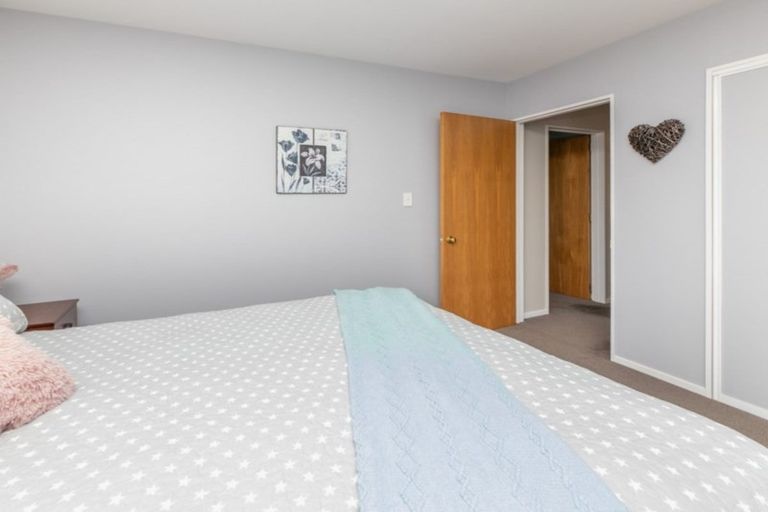 Photo of property in 45 Munro Street, Redwood, Christchurch, 8051