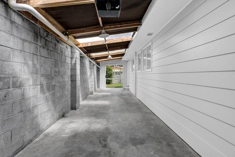 Photo of property in 50 Sole Avenue, Bell Block, New Plymouth, 4312