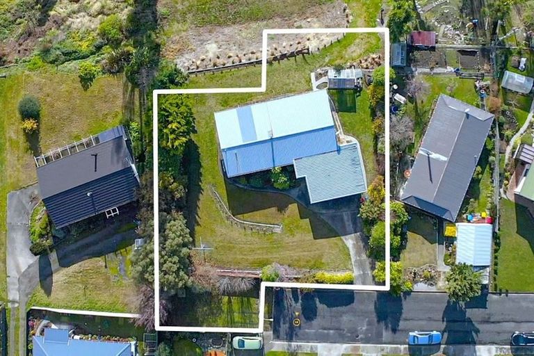 Photo of property in 17 Paisley Place, Roxburgh, 9500