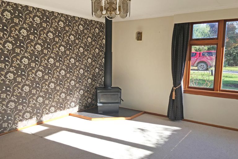 Photo of property in 14 Bluff Hill Road, Waianakarua, Oamaru, 9495