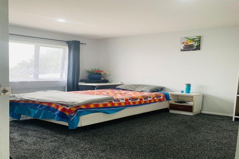 Photo of property in 65 Thompson Terrace, Manurewa, Auckland, 2102