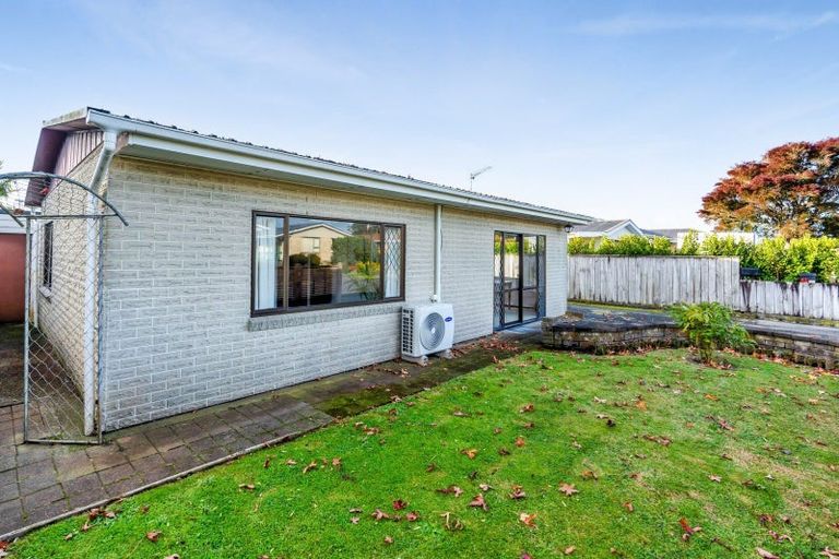 Photo of property in 5/1 Hawea Street, Merrilands, New Plymouth, 4312