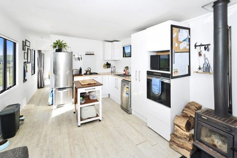 Photo of property in 32c Pokare Road, Pukehina, Te Puke, 3186