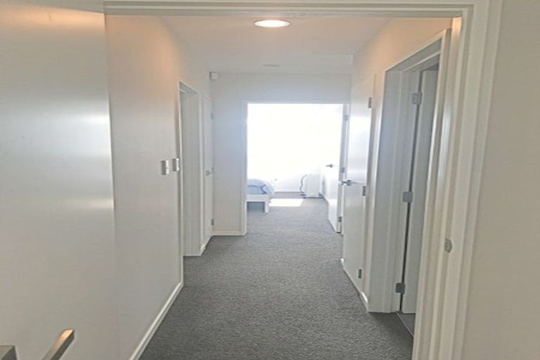 Photo of property in 9 Hakaro Way, Takanini, 2112