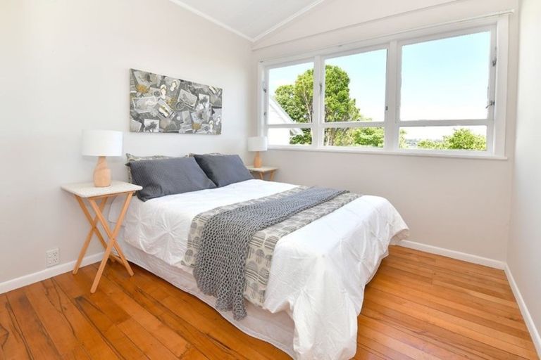 Photo of property in 1/19 Bowman Road, Forrest Hill, Auckland, 0620