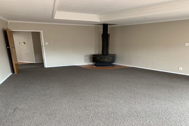 Photo of property in 16 Te Punga Place, Awapuni, Palmerston North, 4412