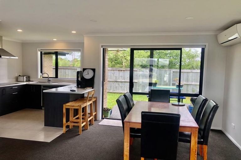 Photo of property in 18 Oolong Court, Huntington, Hamilton, 3210