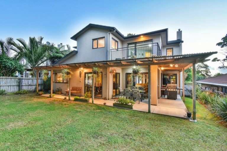 Photo of property in 16a Glenross Drive, Wattle Downs, Auckland, 2103