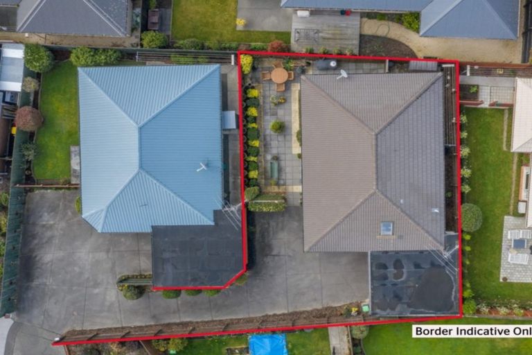 Photo of property in 2/14 Innisfree Place, Northwood, Christchurch, 8051