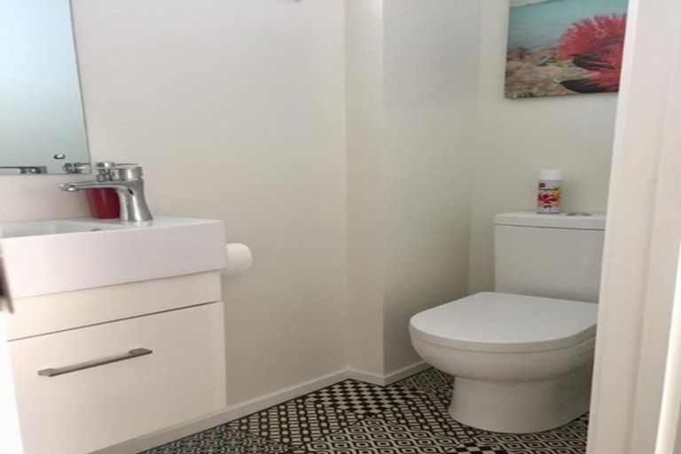 Photo of property in St Georges Court, 2/100 Mcalister Street, Whakatane, 3120