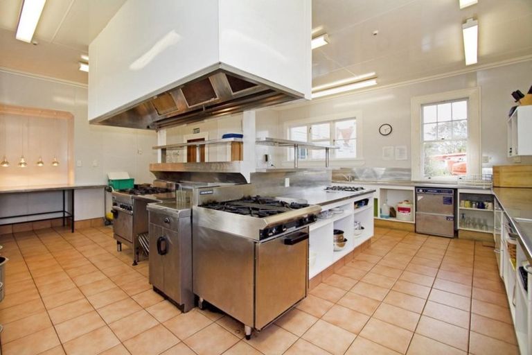 Photo of property in 6 Princes Street, Hawera, 4610