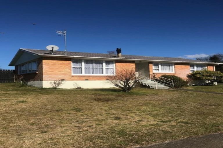 Photo of property in 7 Te Wharekaihua Grove, Turangi, 3334