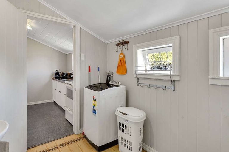 Photo of property in 50 Maxwell Avenue, Durie Hill, Whanganui, 4500