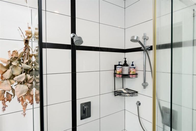 Photo of property in 41 Hammond Street, Bulls, 4818