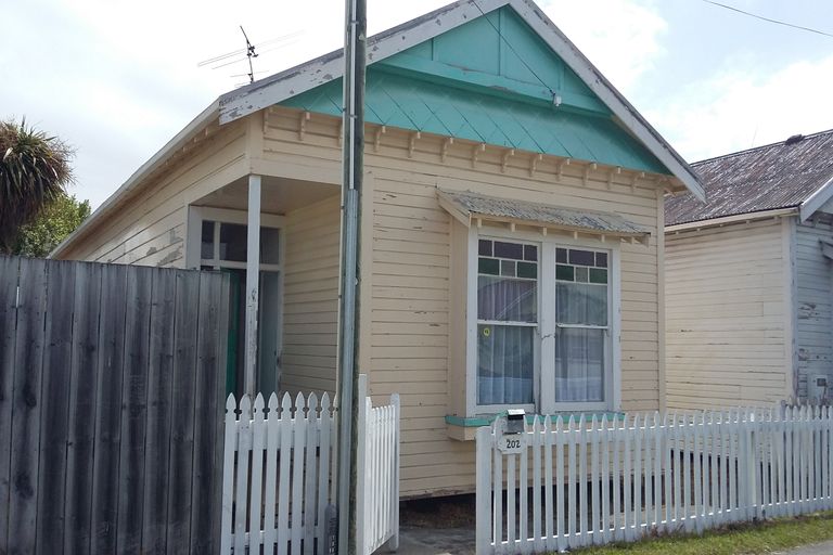 Photo of property in 202 Kahutia Street, Gisborne, 4010