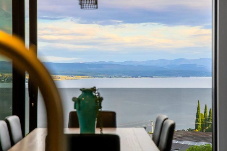 Photo of property in 38b Mapara Road, Acacia Bay, Taupo, 3385