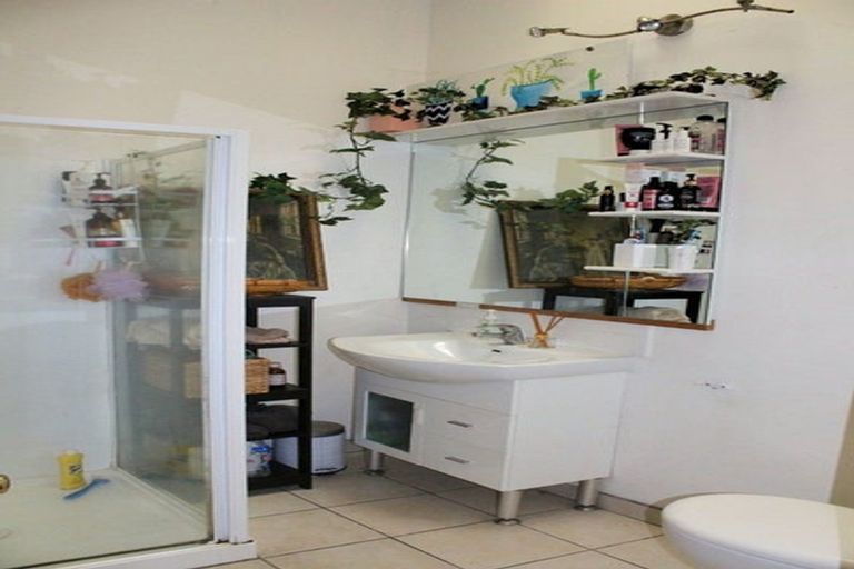 Photo of property in 23 Commercial Road, Grey Lynn, Auckland, 1021