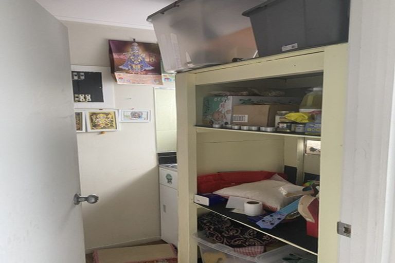 Photo of property in 1/18 Norrie Smith Avenue, Flat Bush, Auckland, 2023