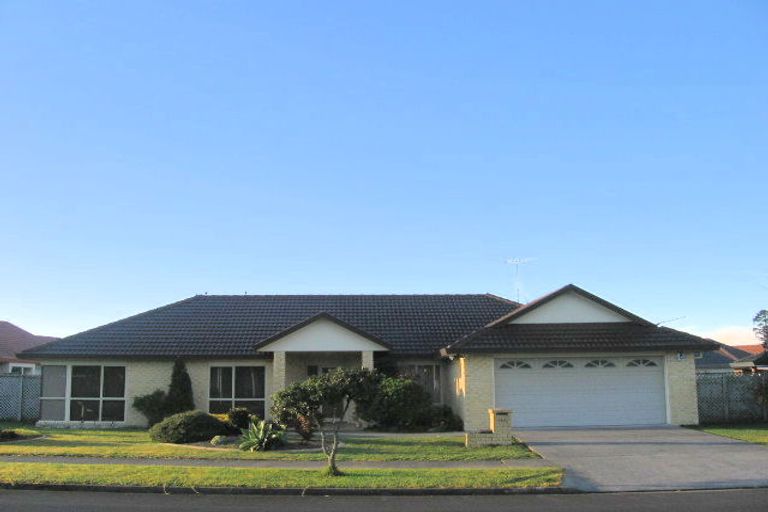 Photo of property in 148 Burswood Drive, Burswood, Auckland, 2013