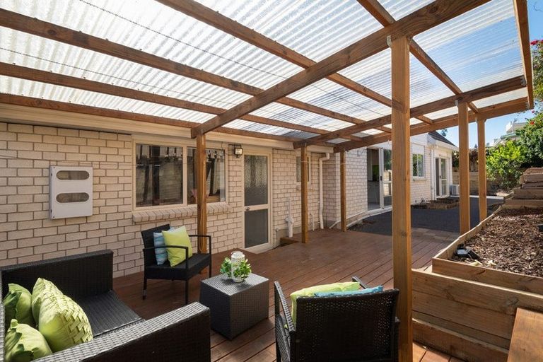 Photo of property in 53 Fitzwilliam Drive, Torbay, Auckland, 0630