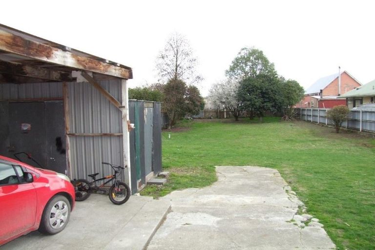 Photo of property in 30 Johnson Street, Milton, 9220