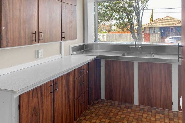 Photo of property in 32 Hercules Street, Shirley, Christchurch, 8013