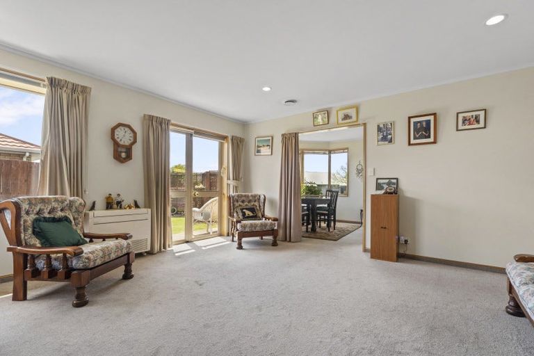 Photo of property in 37 Karina Crescent, Redwoodtown, Blenheim, 7201