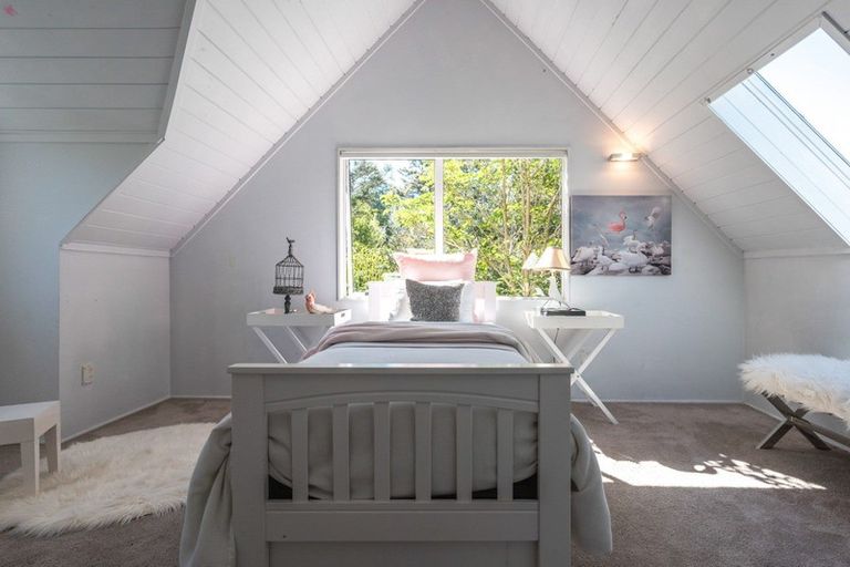 Photo of property in 88 Queens Drive, Oneroa, Waiheke Island, 1081