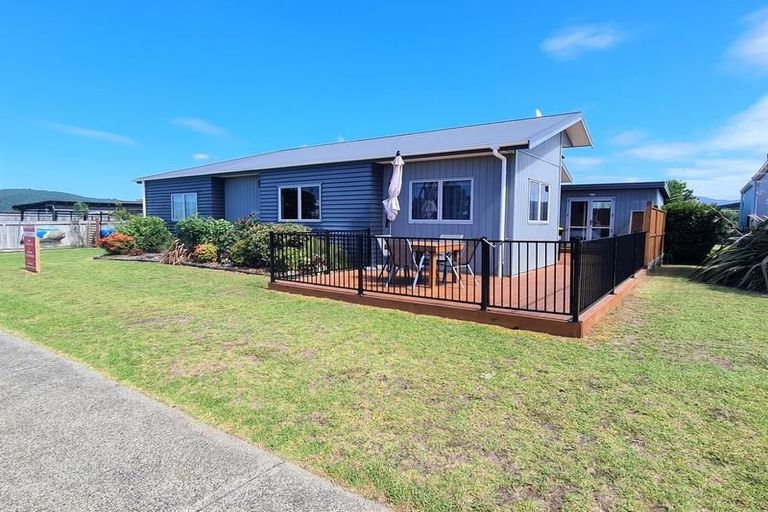 Photo of property in 122 Karo Drive, Matarangi, Whitianga, 3592