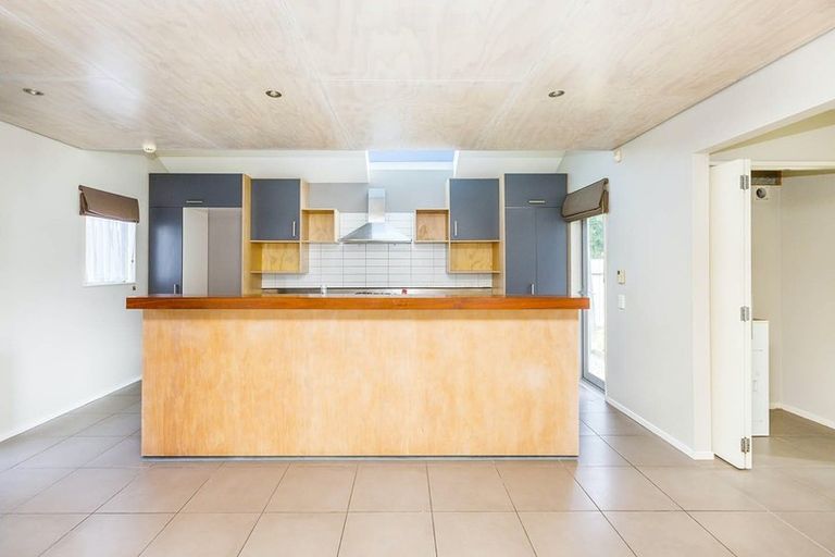 Photo of property in 869b High Street, Boulcott, Lower Hutt, 5011