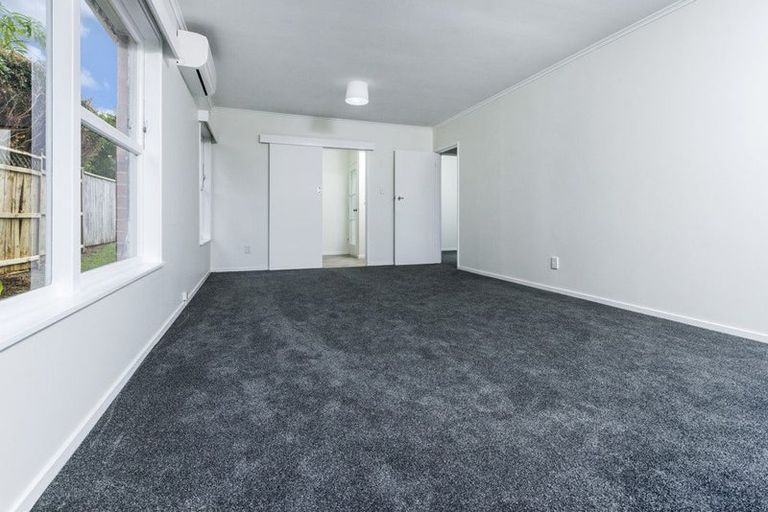 Photo of property in 4/11 Evelyn Place, Hillcrest, Auckland, 0627